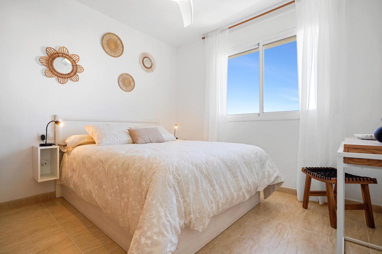Hauzify I Apartament Mediterrani Miami Playa Bagian luar foto