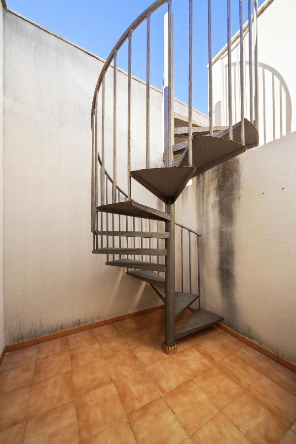 Hauzify I Apartament Mediterrani Miami Playa Bagian luar foto